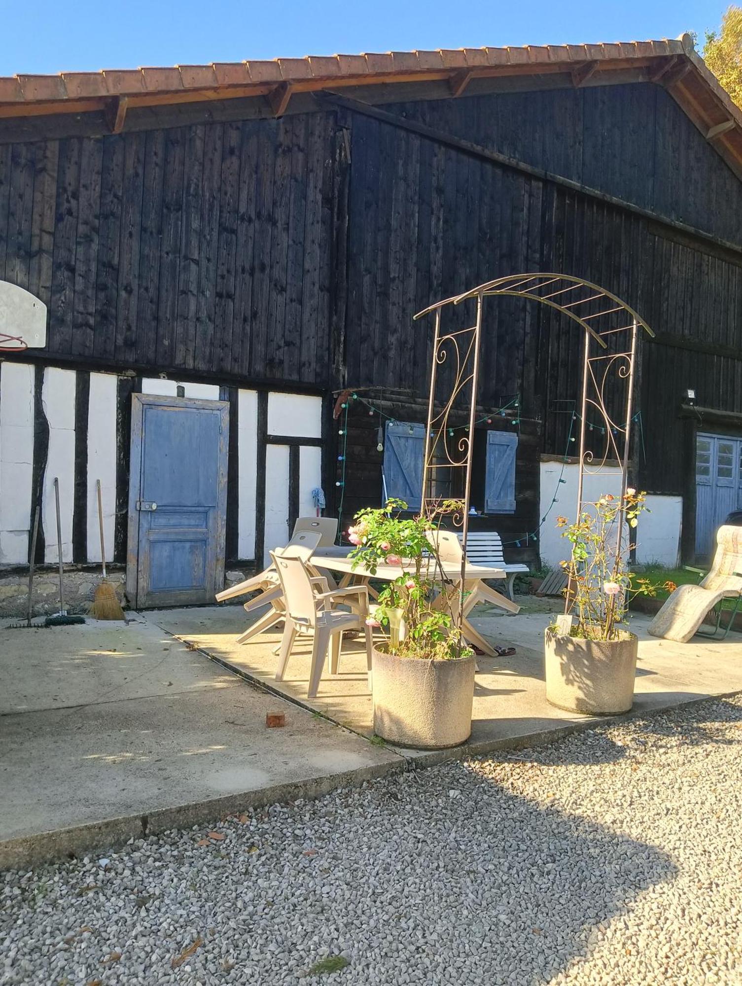 Chez Nath Aubréville